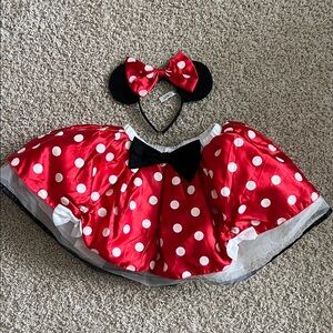 Minnie Mouse skirt and ears
